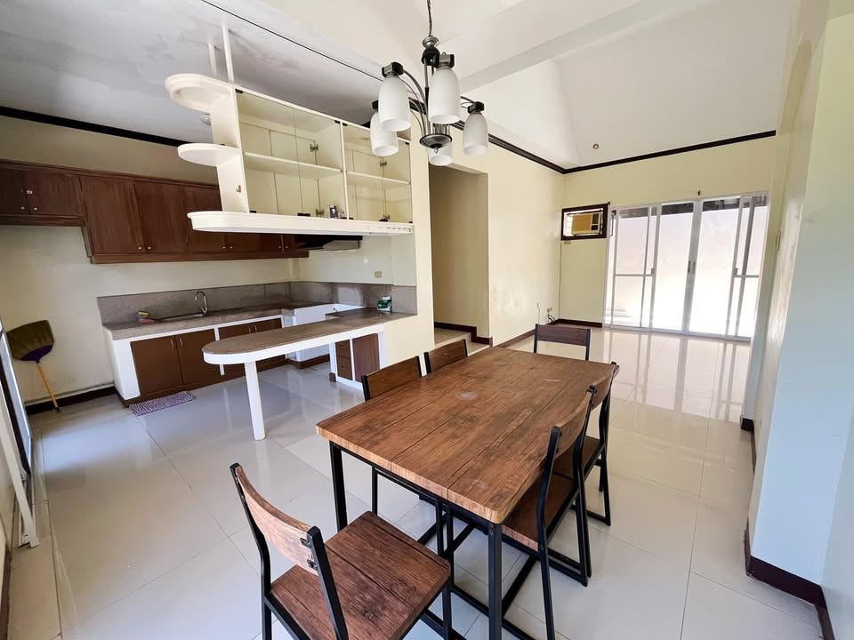 FOR RENT: 3-Bedroom Bungalow House in Xavier Estates - Thumbnail 2