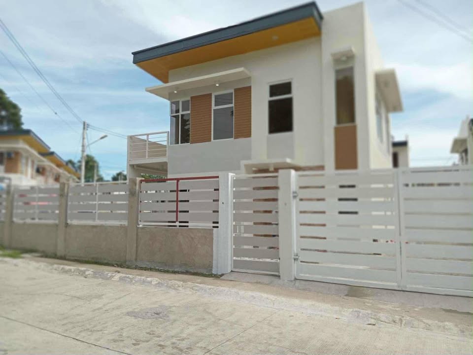 FOR RENT: 4-Bedroom Home in Xavier Estates - Thumbnail 2
