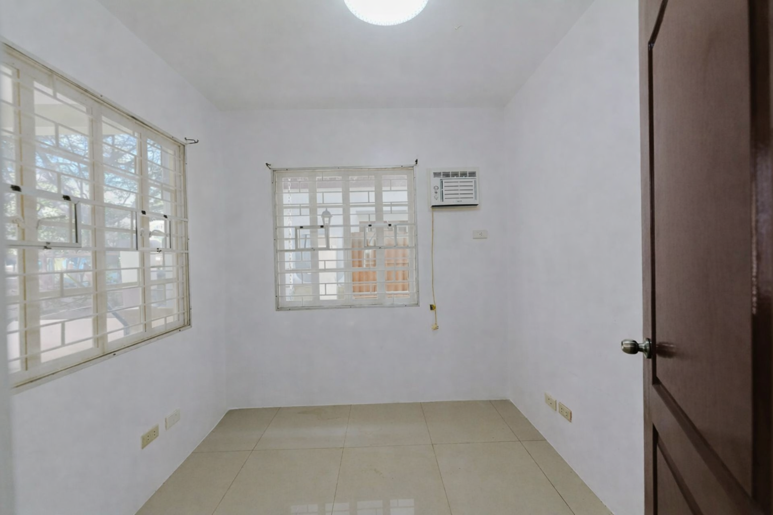 FOR RENT: 4-Bedroom Home in Ventura Xavier Estates - Thumbnail 6