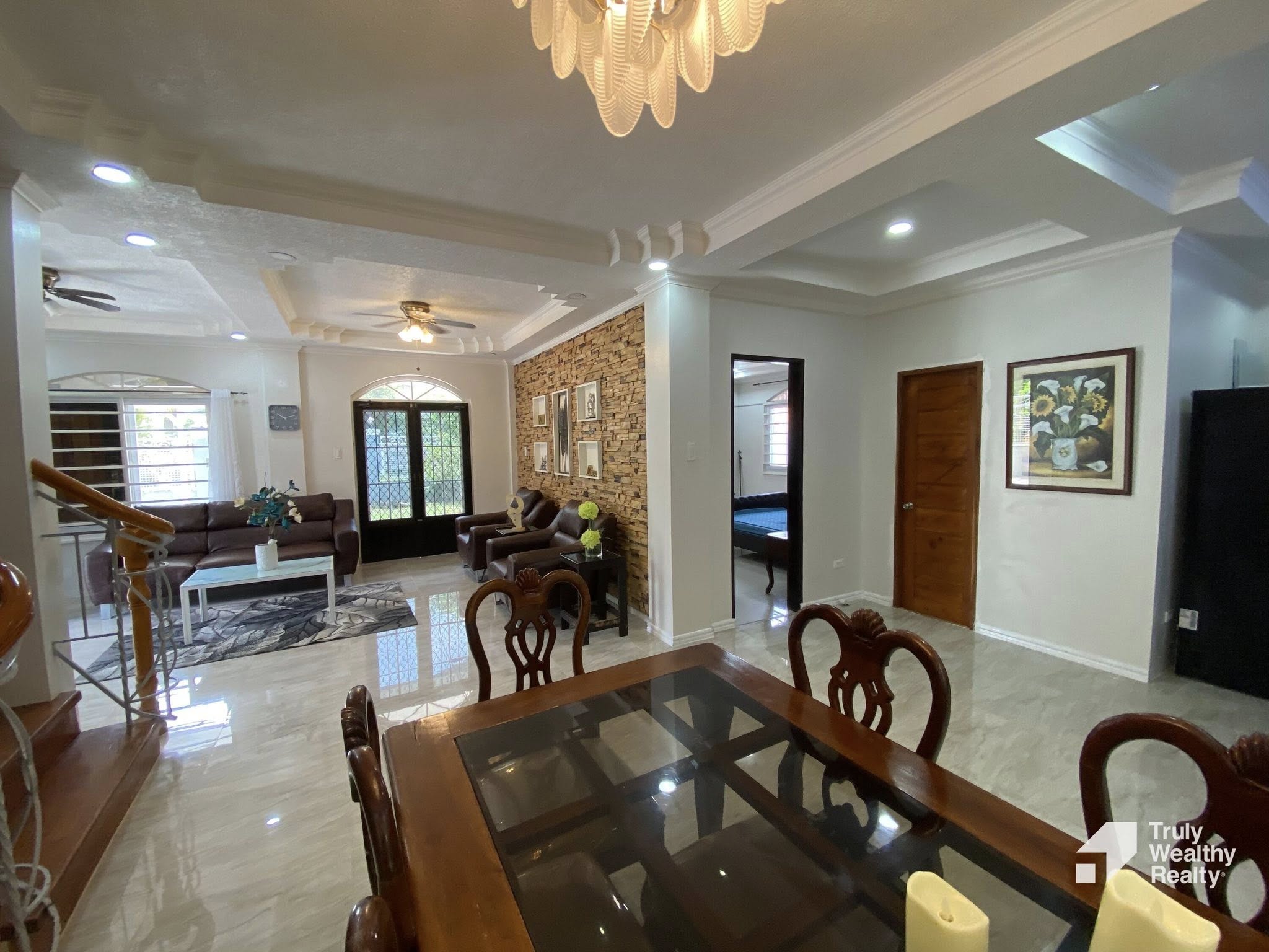 FOR RENT/SALE: Hillsborough 5 Bedroom House and Lot - Thumbnail 13