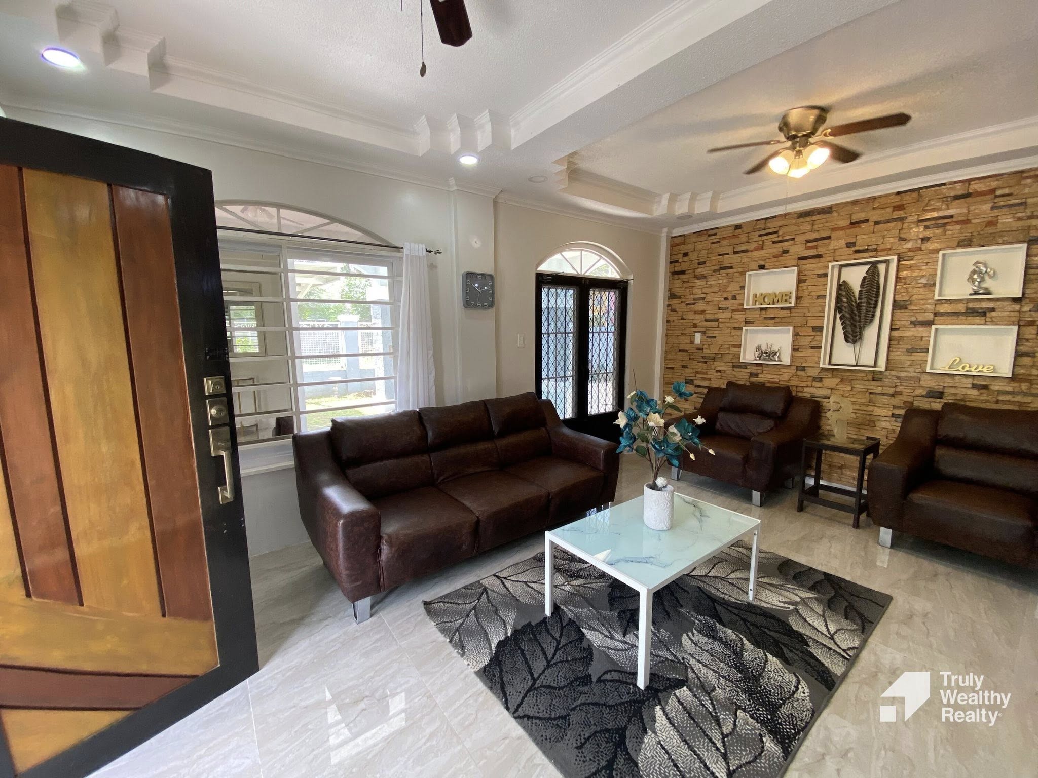 FOR RENT/SALE: Hillsborough 5 Bedroom House and Lot - Thumbnail 19