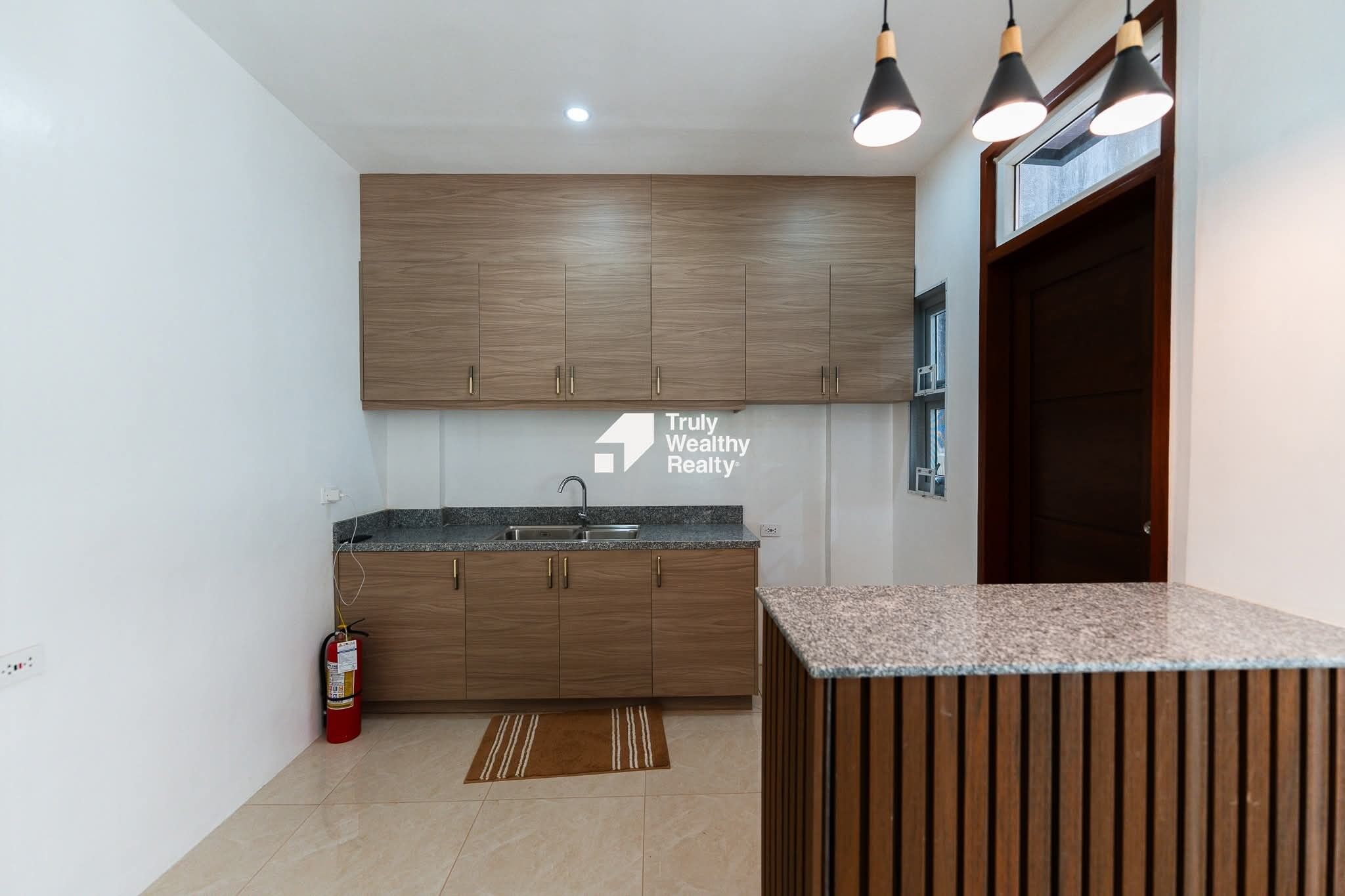 Vista Verde 4 Bedroom House - Thumbnail 10